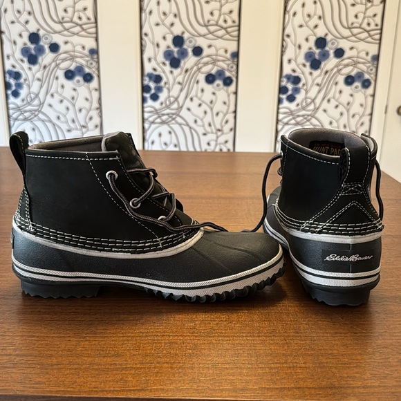 Eddie Bauer Hunt Pac water-proof winter boots - Picture 4 of 5